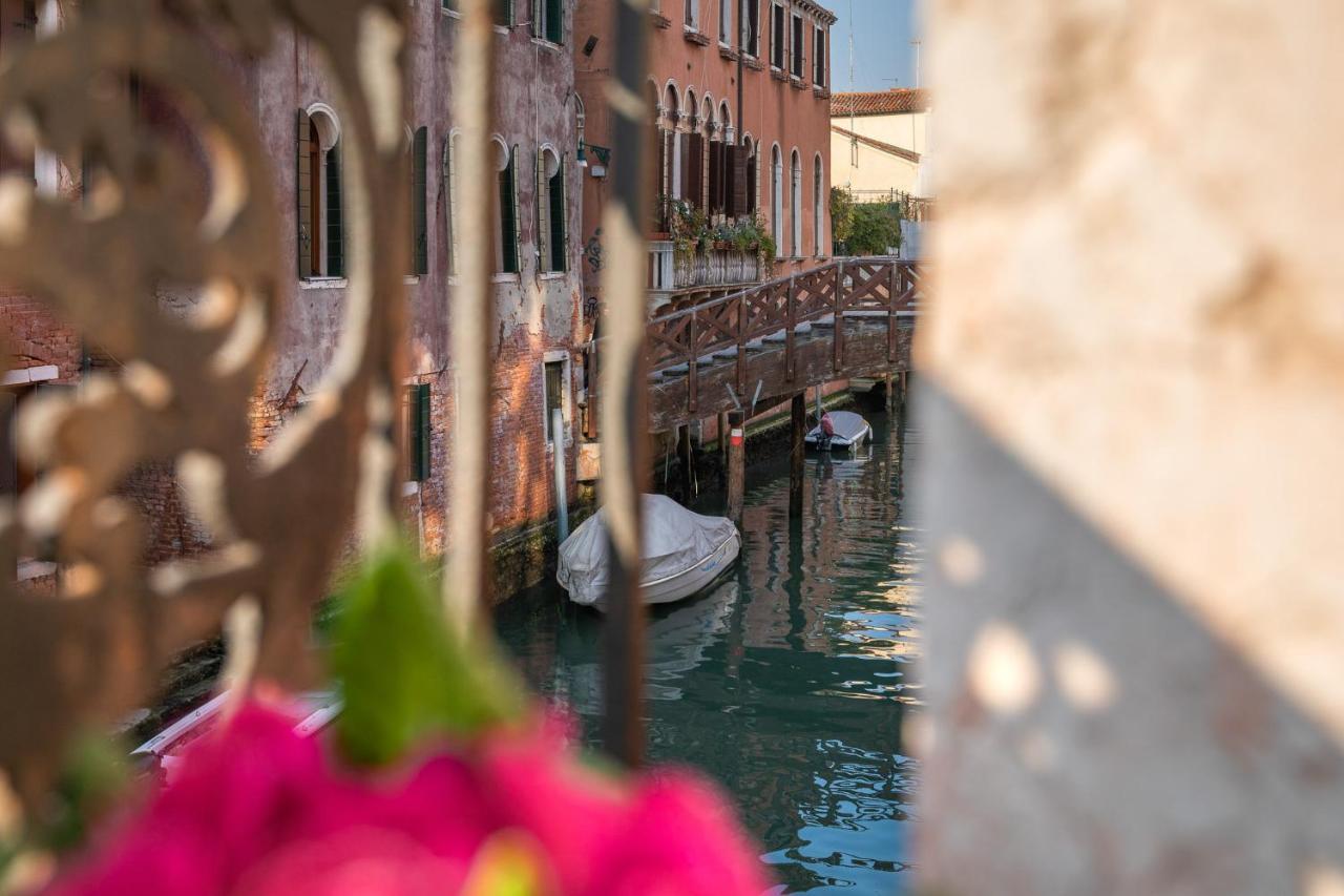 Colombina Home Venice With Canal View Bagian luar foto